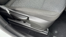 Vauxhall Crossland 1.2 Design 5dr Petrol Hatchback